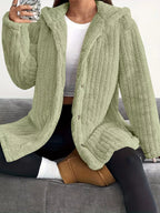 Giacca in Pile con Cappuccio e Bottoni – Taglie Forti
