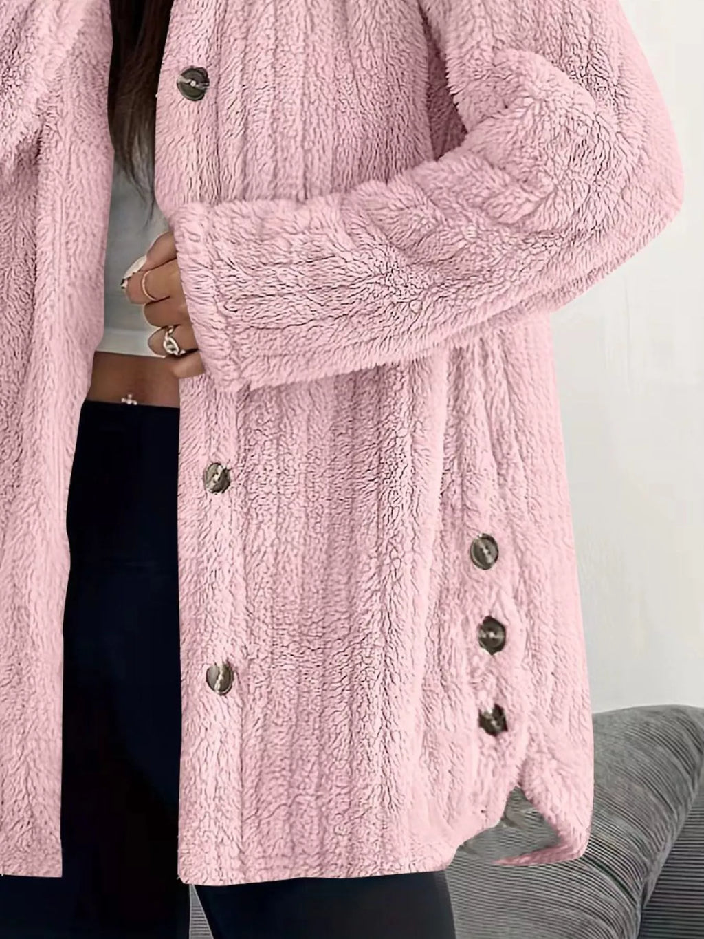 Giacca in Pile con Cappuccio e Bottoni – Taglie Forti