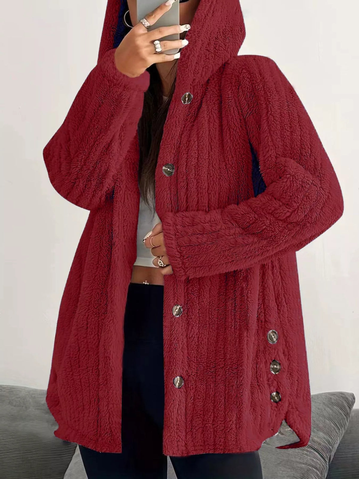 Giacca in Pile con Cappuccio e Bottoni – Taglie Forti