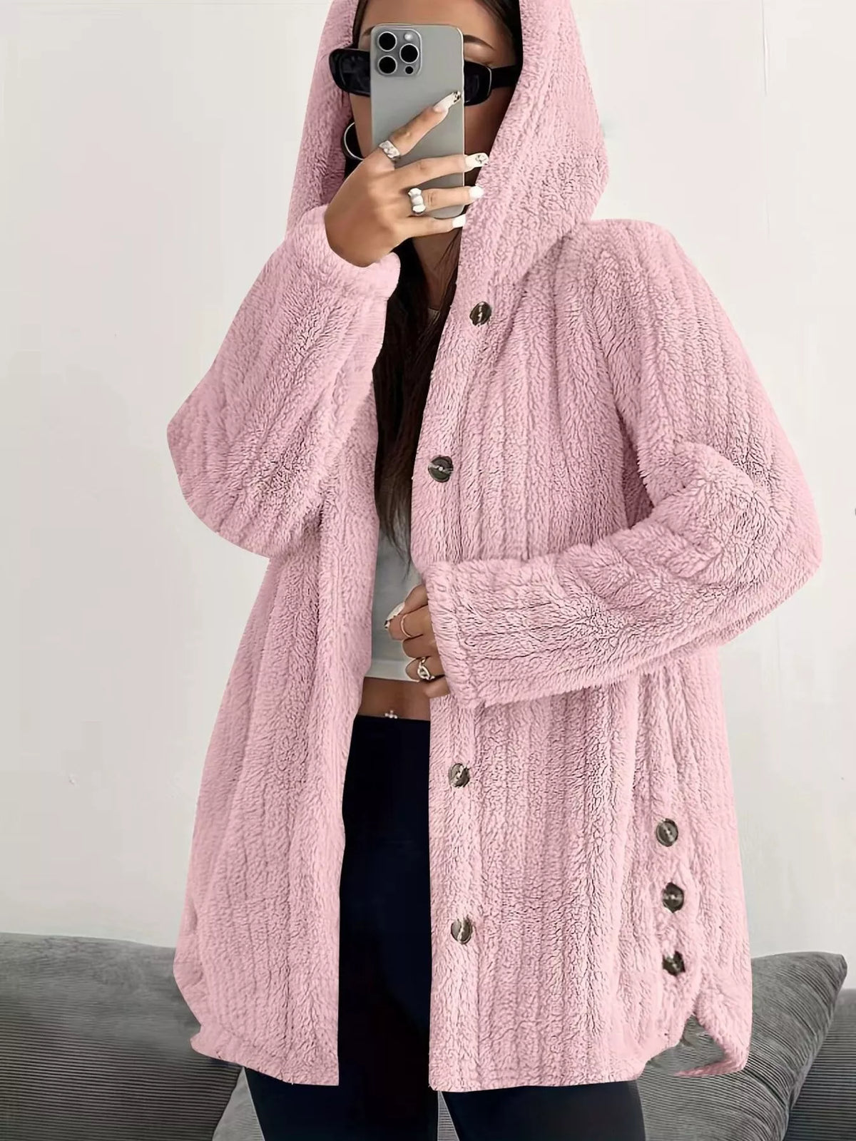 Giacca in Pile con Cappuccio e Bottoni – Taglie Forti
