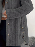 Giacca in Pile con Cappuccio e Bottoni – Taglie Forti