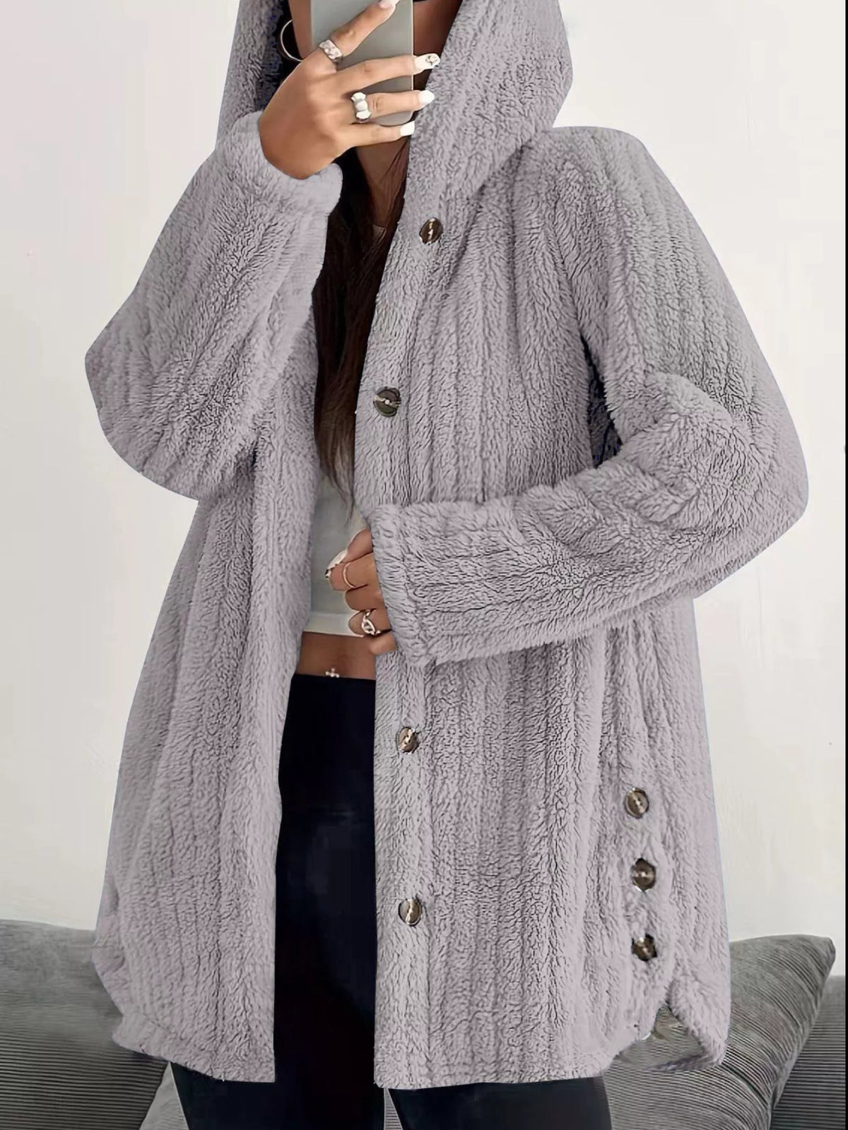 Giacca in Pile con Cappuccio e Bottoni – Taglie Forti