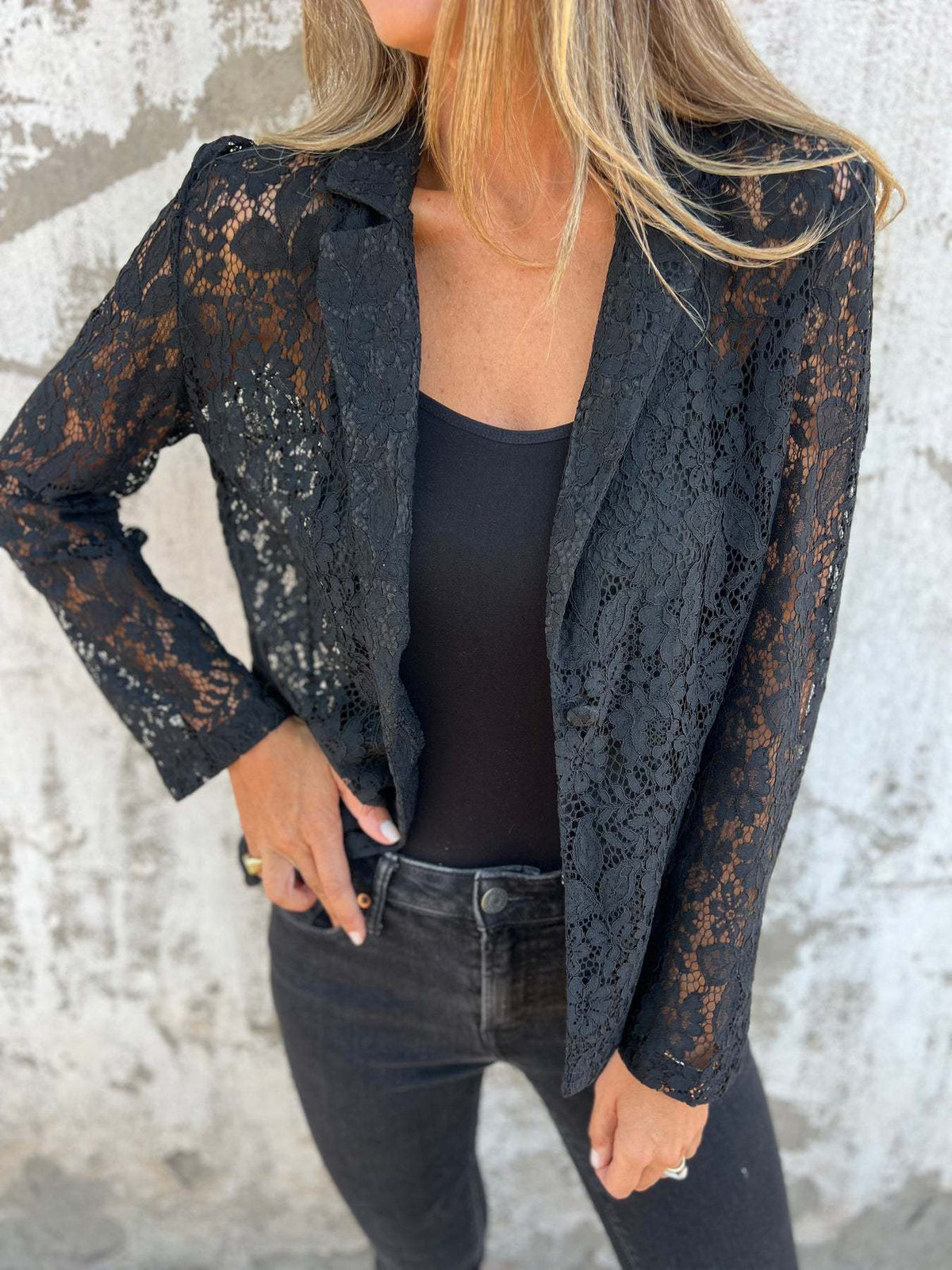 Aurora – blazer in pizzo trasparente