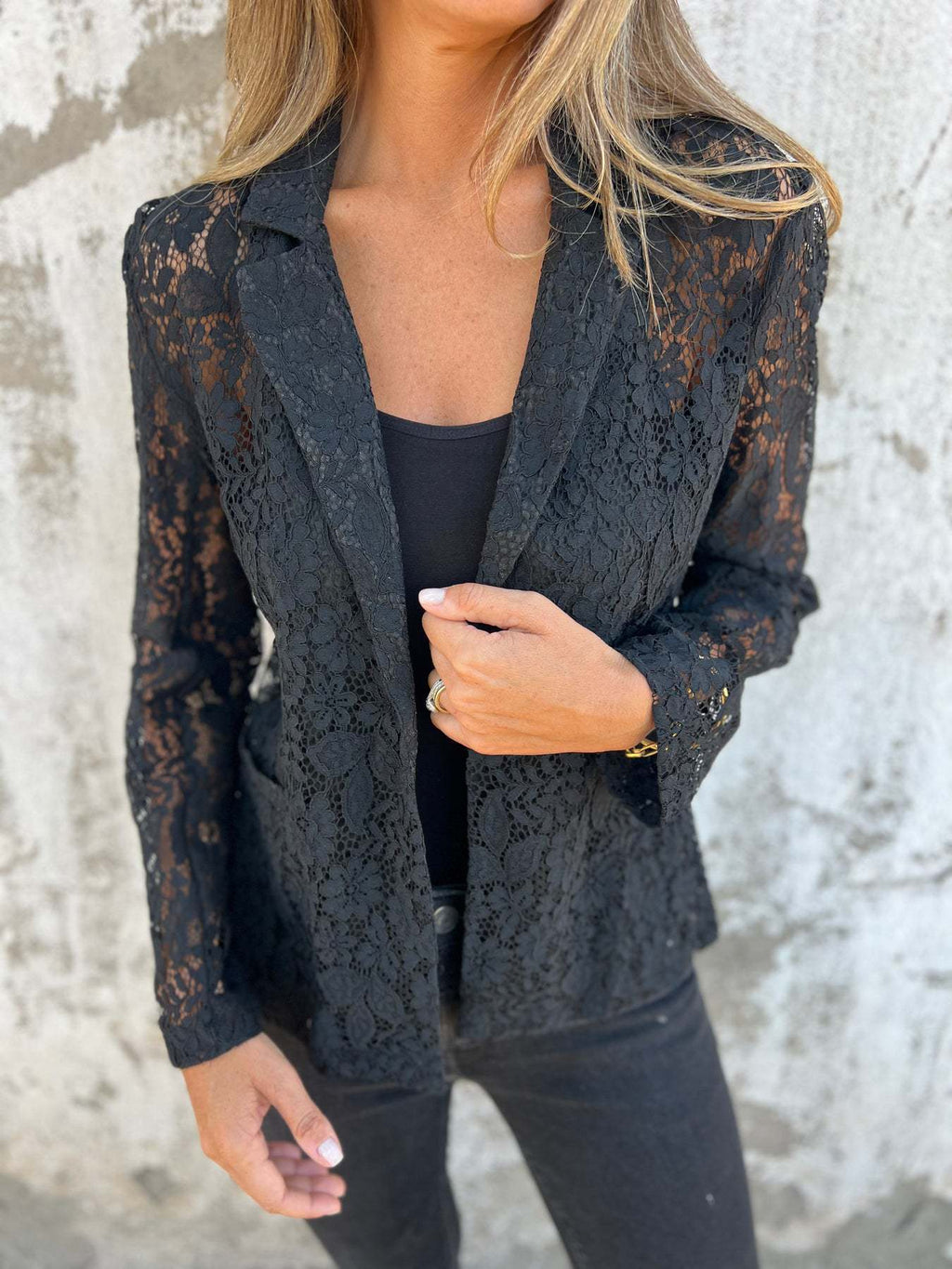Aurora – blazer in pizzo trasparente