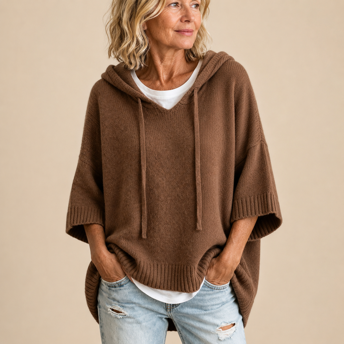 Fiamma – poncho in maglia con cappuccio e maniche a tre quarti