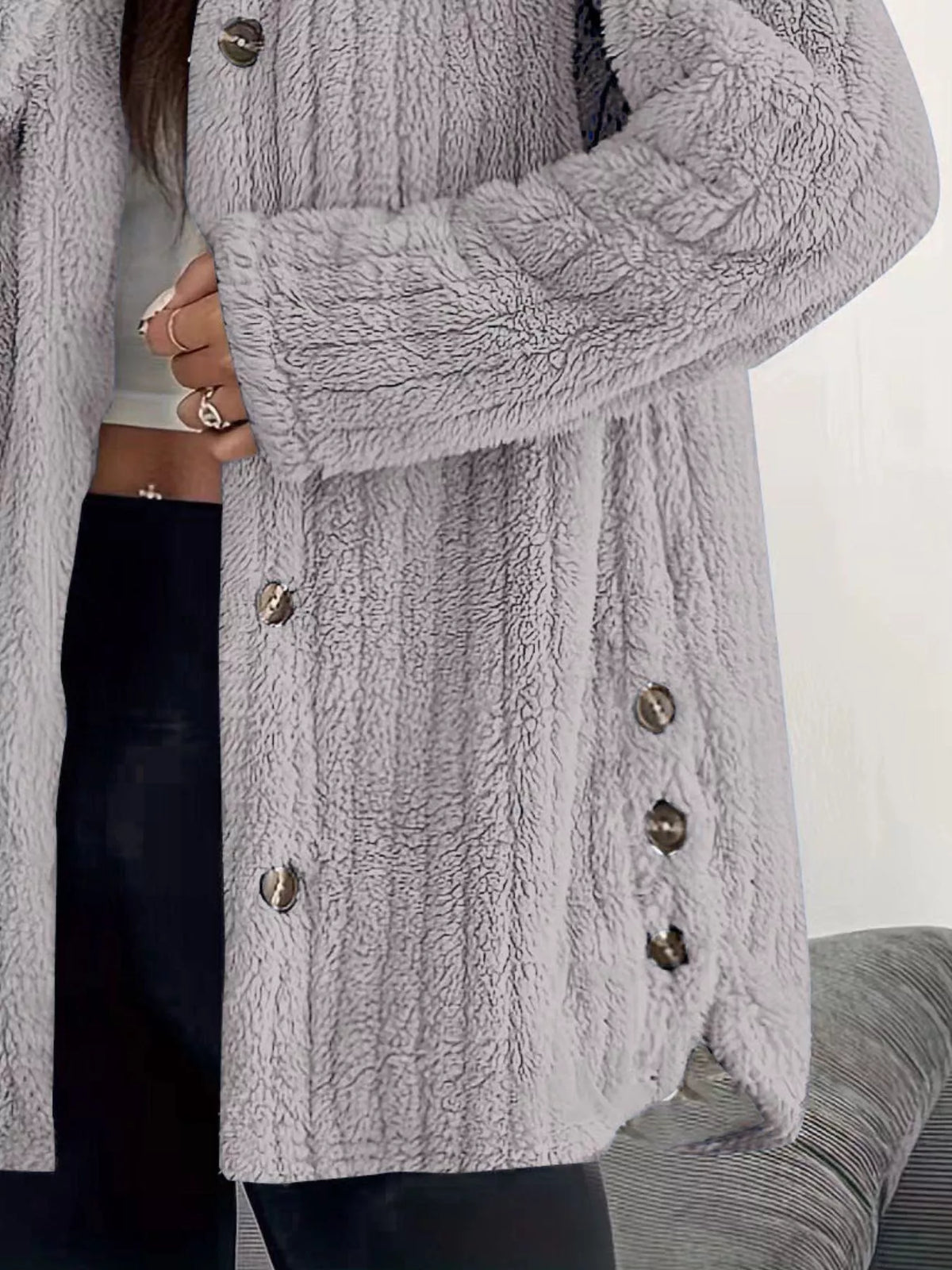 Giacca in Pile con Cappuccio e Bottoni – Taglie Forti