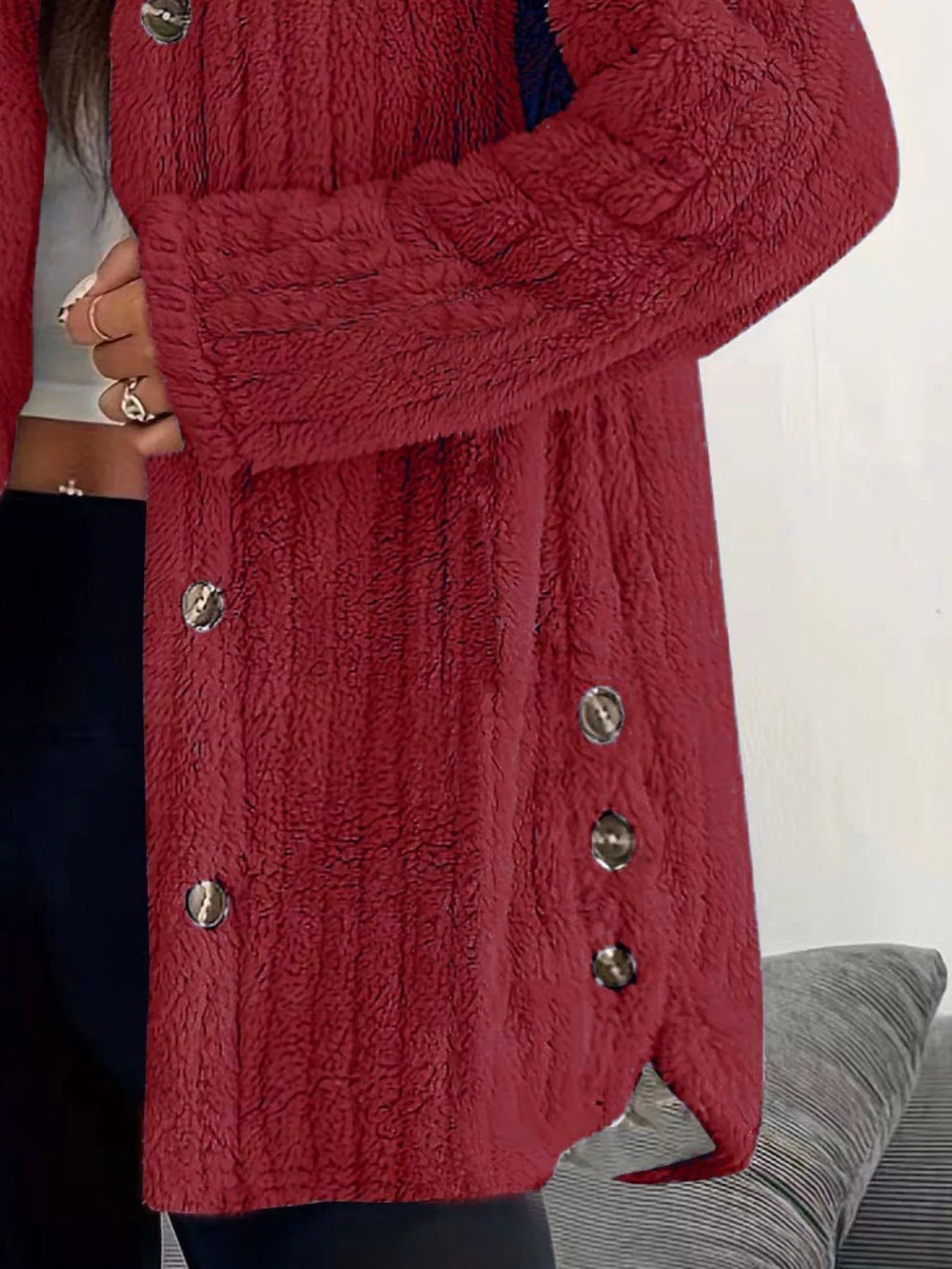 Giacca in Pile con Cappuccio e Bottoni – Taglie Forti