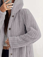 Giacca in Pile con Cappuccio e Bottoni – Taglie Forti